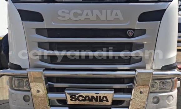 Nunua Imported Scania R420 Nyeupe Lori ndani ya Kitwe nchini Zambia