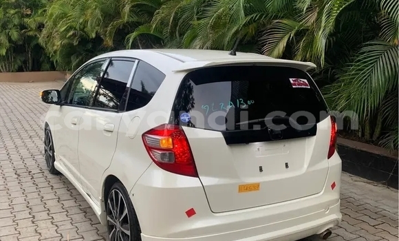 Buy Used Honda FIT White Car in Lusaka in Zambia Buy Used Honda FIT White Car in Lusaka in Zambia