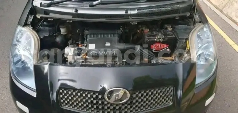 Big with watermark toyota vitz zambia lusaka 30603