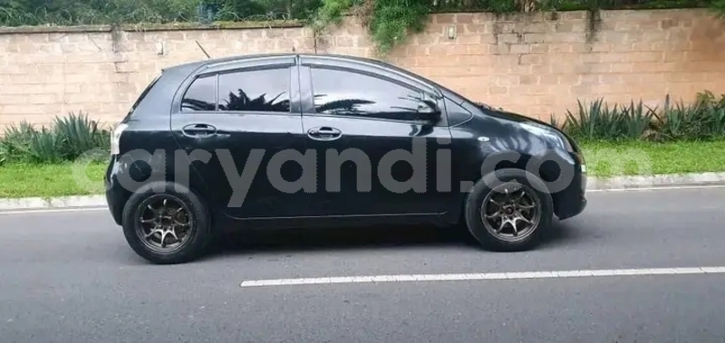 Big with watermark toyota vitz zambia lusaka 30612