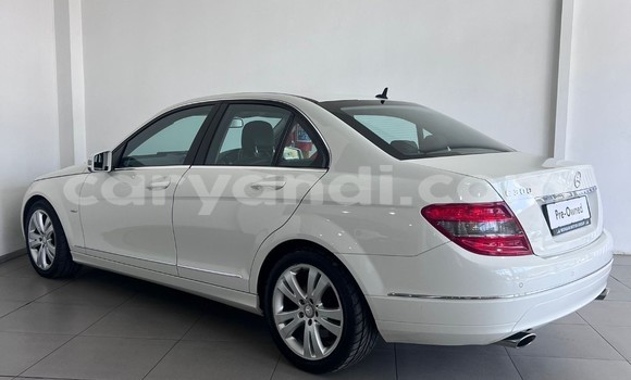 Acheter Occasion Voiture Mercedes‒Benz C–Class Blanc à Lusaka, Zambie Acheter Occasion Voiture Mercedes‒Benz C–Class Blanc à Lusaka, Zambie