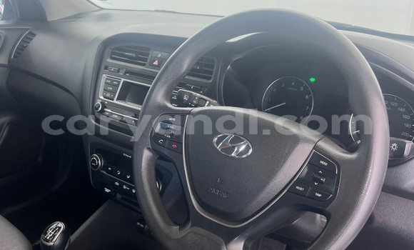 Acheter Occasion Voiture Hyundai i20 Gris à Lusaka, Zambie Acheter Occasion Voiture Hyundai i20 Gris à Lusaka, Zambie