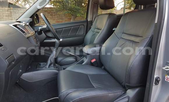 Tenga Tsaru Toyota Hilux Sirivha Mota in Lusaka in Zambia Tenga Tsaru Toyota Hilux Sirivha Mota in Lusaka in Zambia