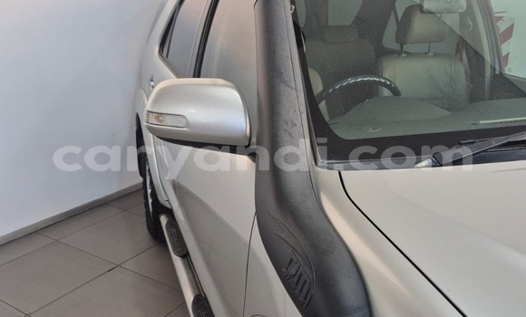 Acheter Occasion Voiture Toyota Fortuner Gris à Lusaka, Zambie Acheter Occasion Voiture Toyota Fortuner Gris à Lusaka, Zambie