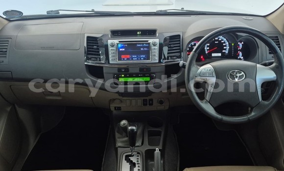Acheter Occasion Voiture Toyota Fortuner Gris à Lusaka, Zambie Acheter Occasion Voiture Toyota Fortuner Gris à Lusaka, Zambie
