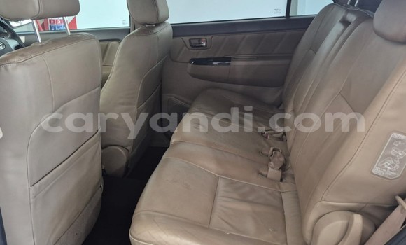 Acheter Occasion Voiture Toyota Fortuner Gris à Lusaka, Zambie Acheter Occasion Voiture Toyota Fortuner Gris à Lusaka, Zambie