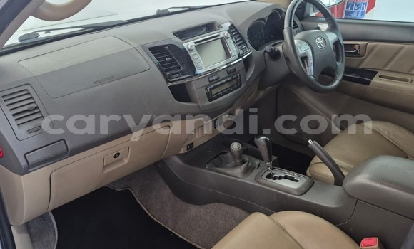 Acheter Occasion Voiture Toyota Fortuner Gris à Lusaka, Zambie Acheter Occasion Voiture Toyota Fortuner Gris à Lusaka, Zambie