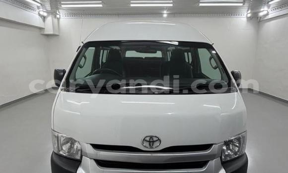 Acheter Occasion Voiture Toyota Hiace Blanc à Lusaka, Zambie Acheter Occasion Voiture Toyota Hiace Blanc à Lusaka, Zambie