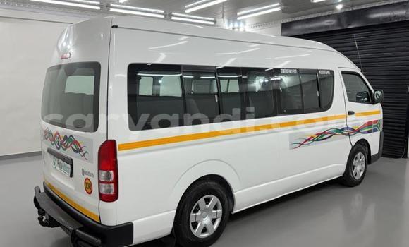 Acheter Occasion Voiture Toyota Hiace Blanc à Lusaka, Zambie Acheter Occasion Voiture Toyota Hiace Blanc à Lusaka, Zambie