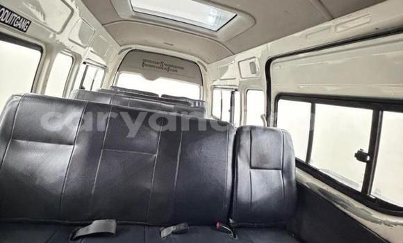 Acheter Occasion Voiture Toyota Hiace Blanc à Lusaka, Zambie Acheter Occasion Voiture Toyota Hiace Blanc à Lusaka, Zambie