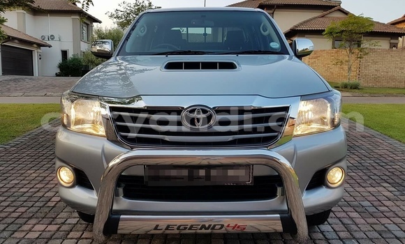 Tenga Tsaru Toyota Hilux Sirivha Mota in Lusaka in Zambia Tenga Tsaru Toyota Hilux Sirivha Mota in Lusaka in Zambia