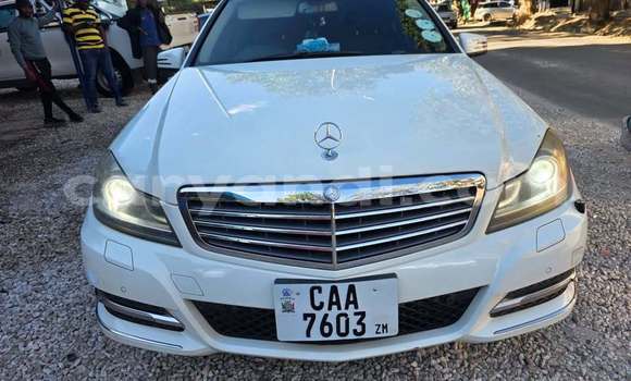 Tenga Tsaru Mercedes-Benz A200 Chena Mota in Lusaka in Zambia Tenga Tsaru Mercedes-Benz A200 Chena Mota in Lusaka in Zambia