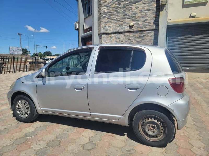 Big with watermark toyota vitz zambia lusaka 30671