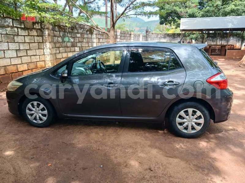 Big with watermark toyota auris zambia lusaka 30672