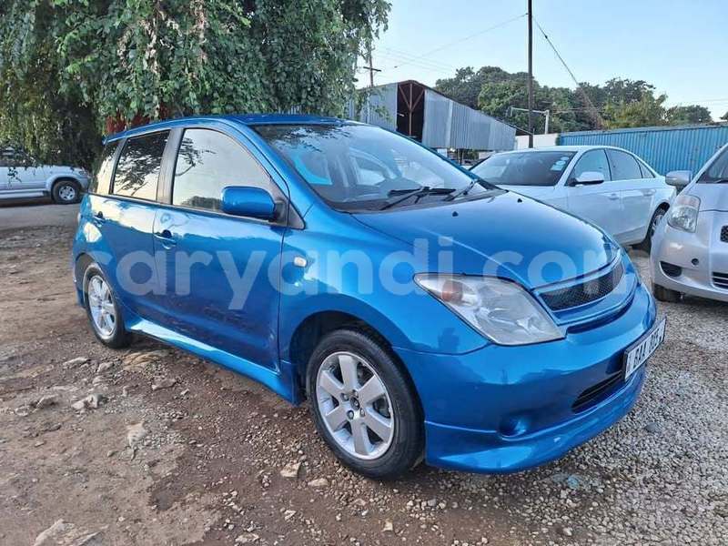 Big with watermark toyota ist zambia lusaka 30674