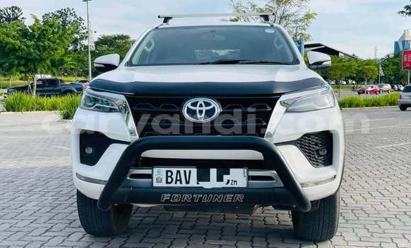 Buy Used Toyota Fortuner White Car in Lusaka in Zambia Buy Used Toyota Fortuner White Car in Lusaka in Zambia