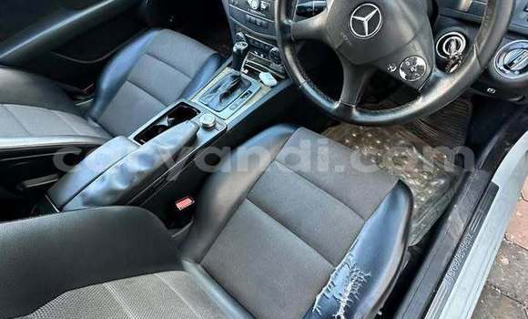 Buy Used Mercedes‒Benz C–Class White Car in Lusaka in Zambia Buy Used Mercedes‒Benz C–Class White Car in Lusaka in Zambia