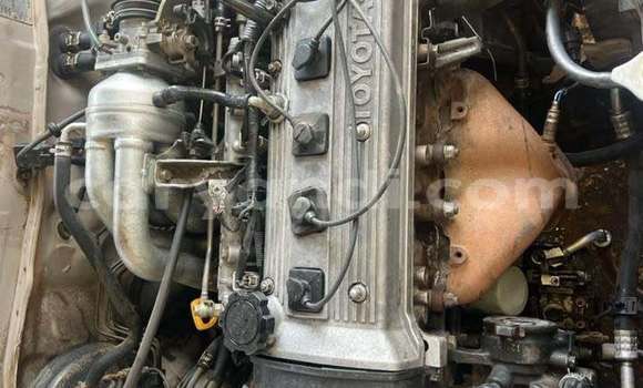 Buy Used Toyota Corolla White Car in Lusaka in Zambia Buy Used Toyota Corolla White Car in Lusaka in Zambia