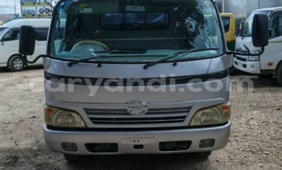 Tenga Tsaru Toyota Hilux Zvimwe Mota in Lusaka in Zambia Tenga Tsaru Toyota Hilux Zvimwe Mota in Lusaka in Zambia