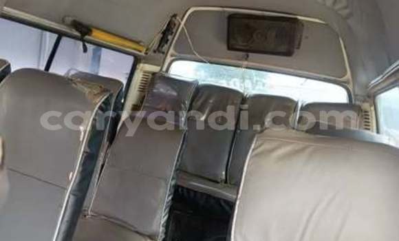 Nunua Ilio tumika Toyota Hiace Nyingine Gari ndani ya Lusaka nchini Zambia Nunua Ilio tumika Toyota Hiace Nyingine Gari ndani ya Lusaka nchini Zambia