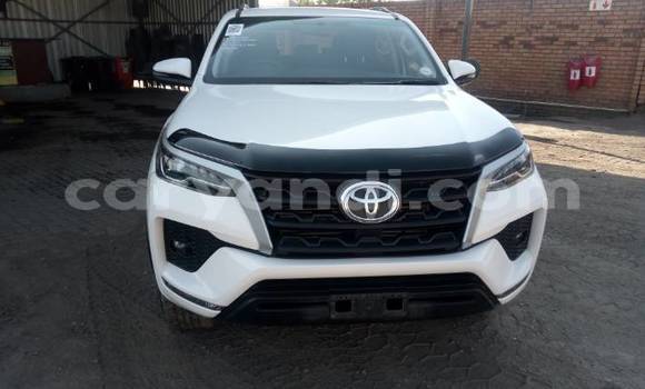 Buy Used Toyota Fortuner White Car in Lusaka in Zambia Buy Used Toyota Fortuner White Car in Lusaka in Zambia