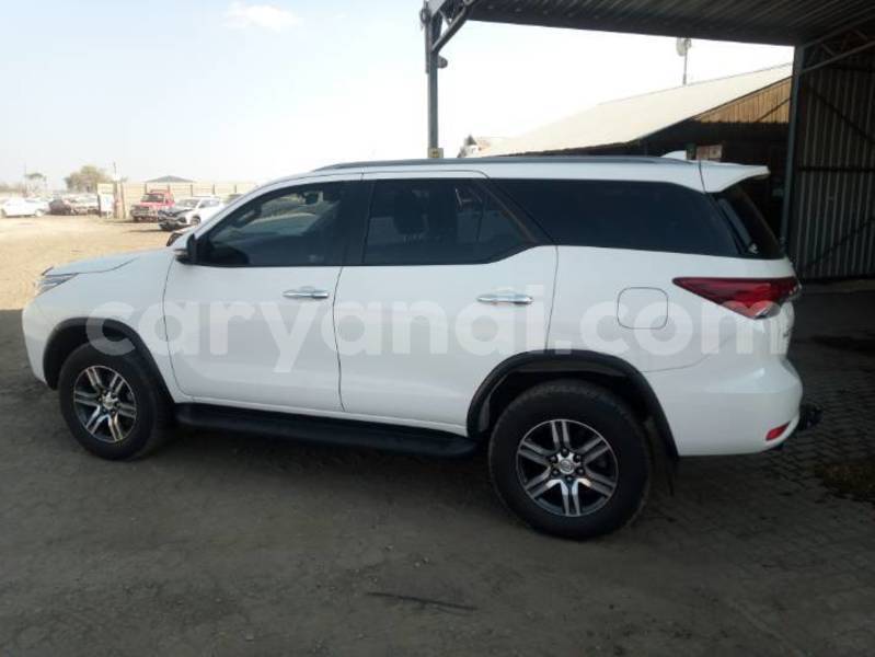 Big with watermark toyota fortuner zambia lusaka 30738