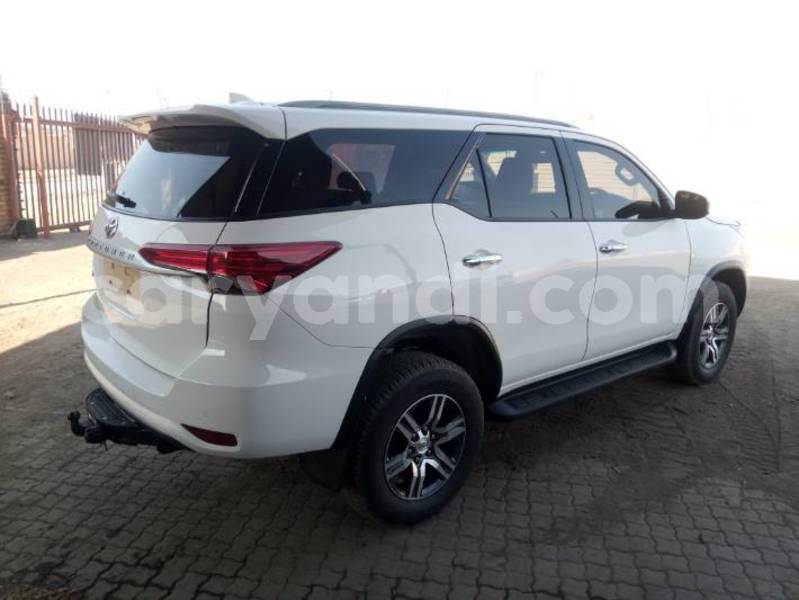 Big with watermark toyota fortuner zambia lusaka 30738