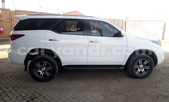 Buy Used Toyota Fortuner White Car in Lusaka in Zambia Buy Used Toyota Fortuner White Car in Lusaka in Zambia