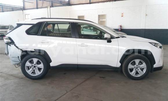 Buy Used Toyota RAV4 White Car in Kitwe in Zambia Buy Used Toyota RAV4 White Car in Kitwe in Zambia