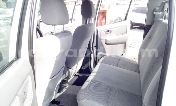 Buy Used Toyota Hilux White Car in Kitwe in Zambia Buy Used Toyota Hilux White Car in Kitwe in Zambia