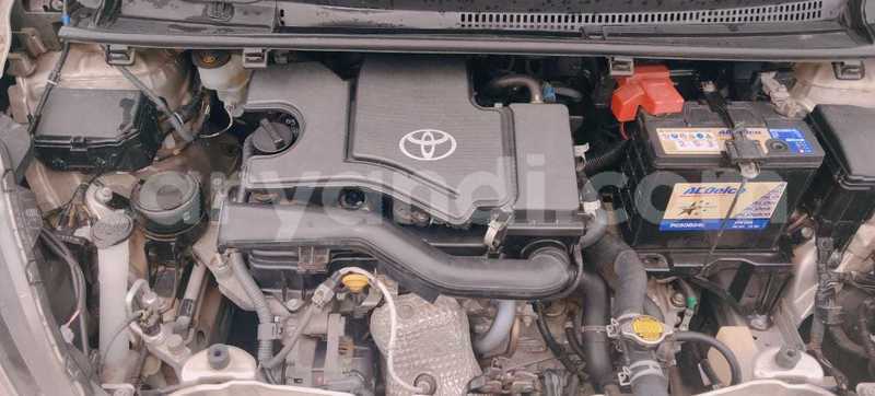 Big with watermark toyota vitz zambia lusaka 30749