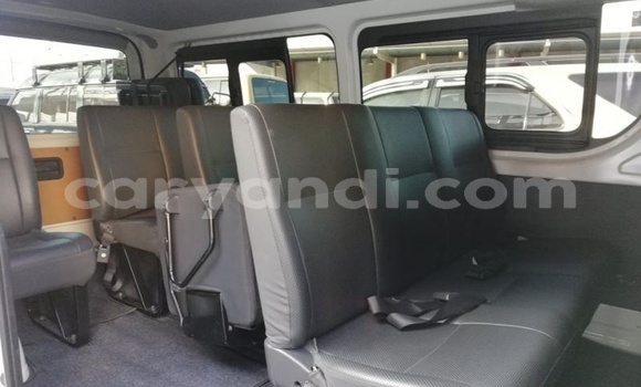 Tenga Tsaru Toyota Hiace Chena Mota in Lusaka in Zambia Tenga Tsaru Toyota Hiace Chena Mota in Lusaka in Zambia