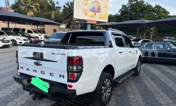 Nunua Ilio tumika Ford Ranger Nyeupe Gari ndani ya Lusaka nchini Zambia Nunua Ilio tumika Ford Ranger Nyeupe Gari ndani ya Lusaka nchini Zambia