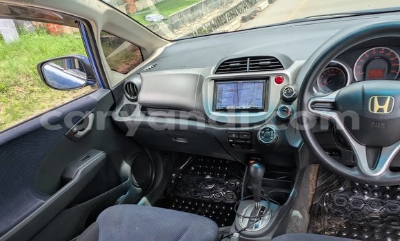 Nunua Ilio tumika Honda FIT Bluu Gari ndani ya Luanshya nchini Zambia Nunua Ilio tumika Honda FIT Bluu Gari ndani ya Luanshya nchini Zambia