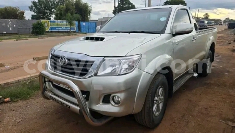 Big with watermark toyota hilux southern kalomo 30804