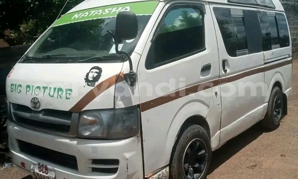 Buy Used Toyota Hiace White Car in Choma in Southern Buy Used Toyota Hiace White Car in Choma in Southern