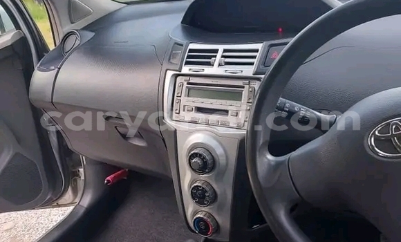 Buy Used Toyota Vitz White Car in Kalabo in Western Buy Used Toyota Vitz White Car in Kalabo in Western