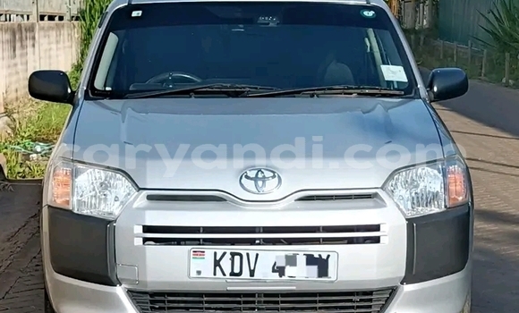 Buy Used Toyota Probox White Car in Choma in Southern Buy Used Toyota Probox White Car in Choma in Southern