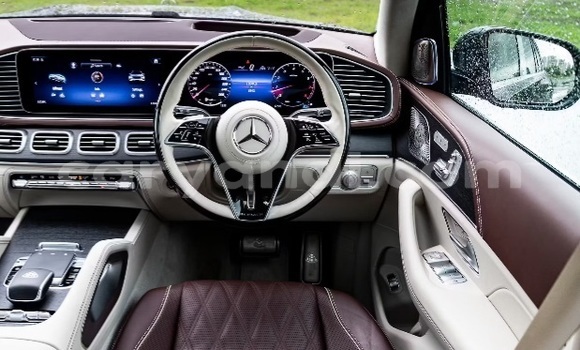 Buy New Mercedes‒Benz Maybach G 650 Landaulet Black Car in Choma in Southern Buy New Mercedes‒Benz Maybach G 650 Landaulet Black Car in Choma in Southern