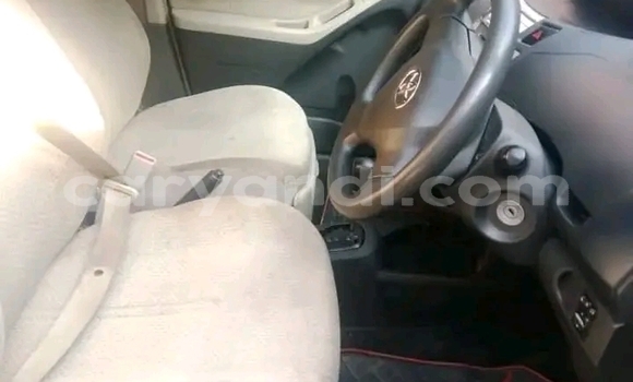 Tenga Tsaru Toyota Vitz Zvimwe Mota in Katete in Eastern Tenga Tsaru Toyota Vitz Zvimwe Mota in Katete in Eastern