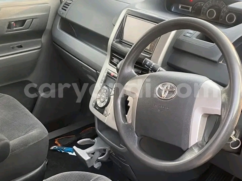 Big with watermark toyota noah zambia lusaka 30858