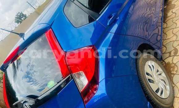 Acheter Occasion Voiture Honda FIT Marron à Lusaka, Zambie Acheter Occasion Voiture Honda FIT Marron à Lusaka, Zambie