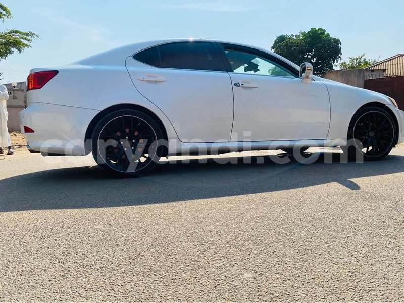 Big with watermark lexus es zambia lusaka 30875