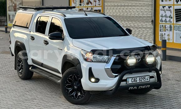 Acheter Occasion Voiture Toyota Hilux Blanc à Lusaka, Zambie Acheter Occasion Voiture Toyota Hilux Blanc à Lusaka, Zambie