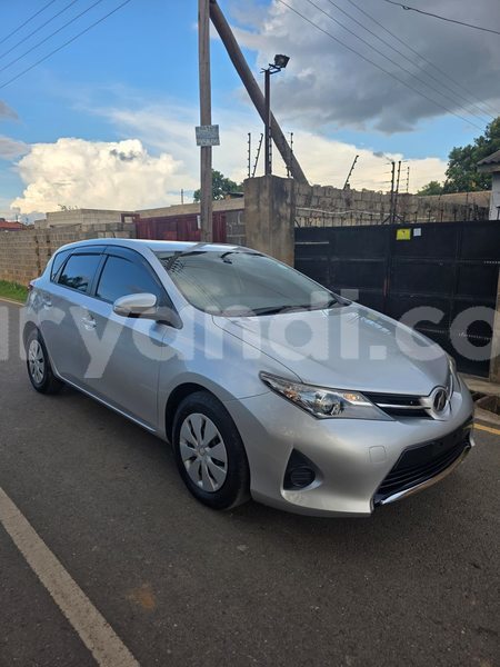 Big with watermark toyota auris zambia lusaka 30883