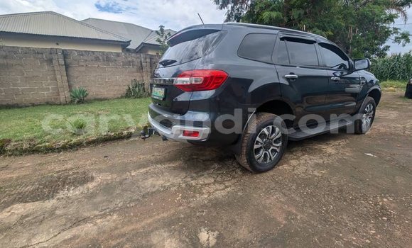 Acheter Occasion Voiture Ford Everest Noir à Lusaka, Zambie Acheter Occasion Voiture Ford Everest Noir à Lusaka, Zambie