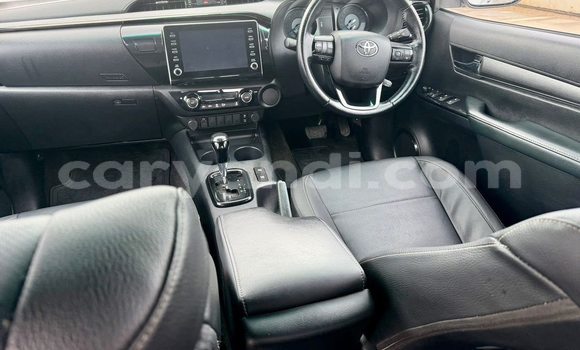 Acheter Occasion Voiture Toyota Hilux Blanc à Lusaka, Zambie Acheter Occasion Voiture Toyota Hilux Blanc à Lusaka, Zambie