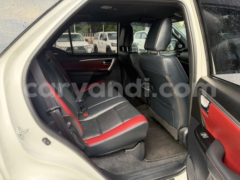 Big with watermark toyota fortuner zambia lusaka 30892