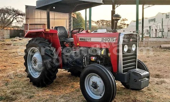 Buy New Caterpillar 120 Red Truck in Kabwe in Zambia Buy New Caterpillar 120 Red Truck in Kabwe in Zambia