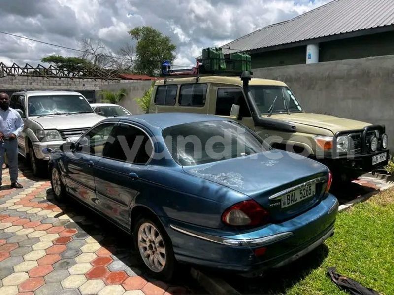 Big with watermark jaguar x type zambia lusaka 30905
